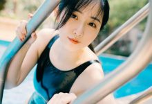 夏日泳池美女性感泳衣长腿撩人写真-美图岛