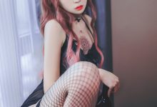 [Cosplay]疯猫ss -黑色吊带袜 [39P]-美图岛