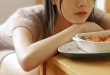 氧气美女居家长腿诱惑美女写真照片-美图岛