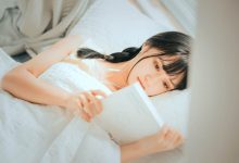 性感美女尤物床上诱惑写真图片-美图岛