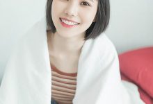 短发美女清新吊带诱人写真图片-美图岛