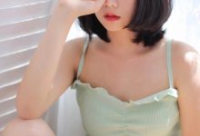 短发美女模特长腿撩人性感写真-美图岛