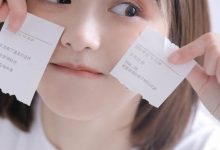 短发美女清新随性居家写真图片-美图岛