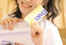 白嫩丰满美女诱人性感美女卧室写真-美图岛