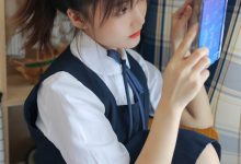 白丝美女性感制服诱惑写真-美图岛