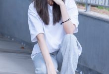 [BoBoSocks袜啵啵]NO.012 泡芙-运动鞋、白棉袜、裸足[132P+1V／3.64GB]-美图岛