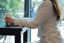 [IESS异思趣向] 2022.04.18 丝享家1063：小婕《纯白OL套装》[85P／132MB]-美图岛