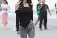 都市丽人街拍灰色牛仔黑衣美女【113P+1V-1.46G】-美图岛