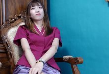 [K&M]丝足视频 NO.0016 小影奕奕 制服短丝[1V／2.43GB]-美图岛