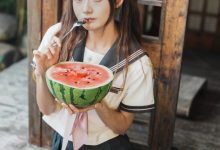 [YITUYU艺图语]2022.07.21 夏天的甜 兔子Zzz不吃胡萝卜[25+1P／153MB]-美图岛