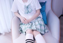 初夏女神 NO.013 念念 常规S码绿色JK套搭配小白鞋[126P+1V／5.82GB]-美图岛