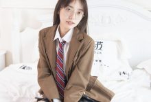 [BoBoSocks袜啵啵]NO.370 稚予-板鞋、白棉袜、灰色棉船袜[140P+1V／5.48GB]-美图岛