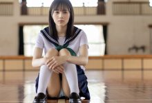 PANCHIRA - 全編制服パンチラ写真集 01-美图岛