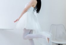 物恋传媒 NO.2233 小影-小影-高跟鞋、厚白丝[150P-1V-4.35G]-美图岛