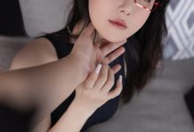 鱼子酱《眼镜娘》原版写真 [120P-1.29G]-美图岛