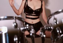 [XiuRen秀人网] 2025.12.04 No.11066 玫瑰我爱你 [85+1P]-美图岛