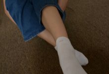 [战前女神] 恋足美腿棉袜女神级摄影套图 024 [220P-359MB]-美图岛