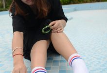 [战前女神] 恋足美腿棉袜女神级摄影套图 140 [127P+138M]-美图岛